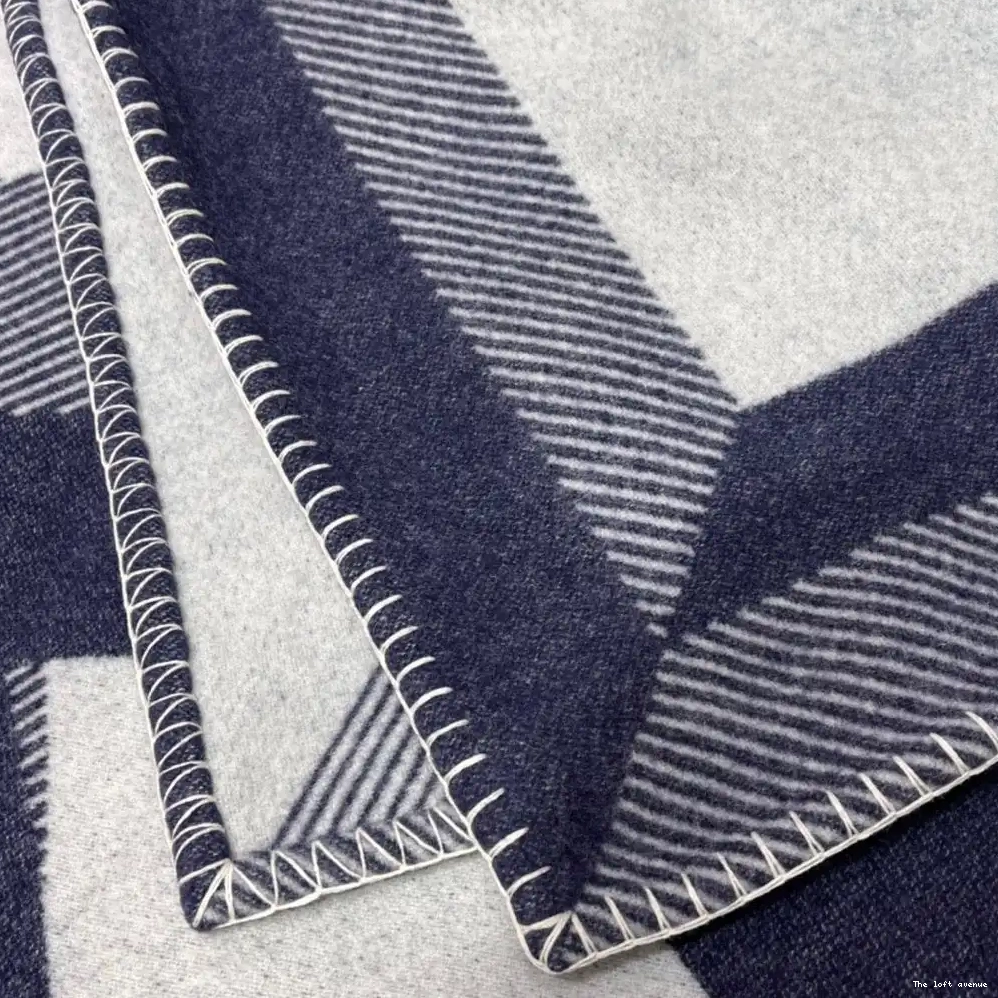 2.0 BLANKET WOOL THROW COCO 0509